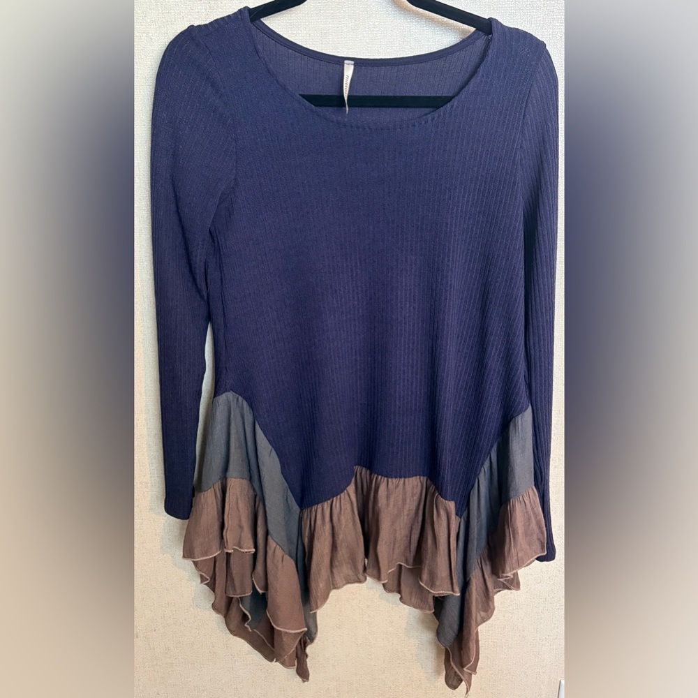 Mittoshop Navy and Gray Rib-Knit Tunic Top with Ruffle Detail